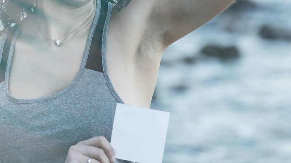 How to Get Rid of Smelly Sweaty Armpits ASAP